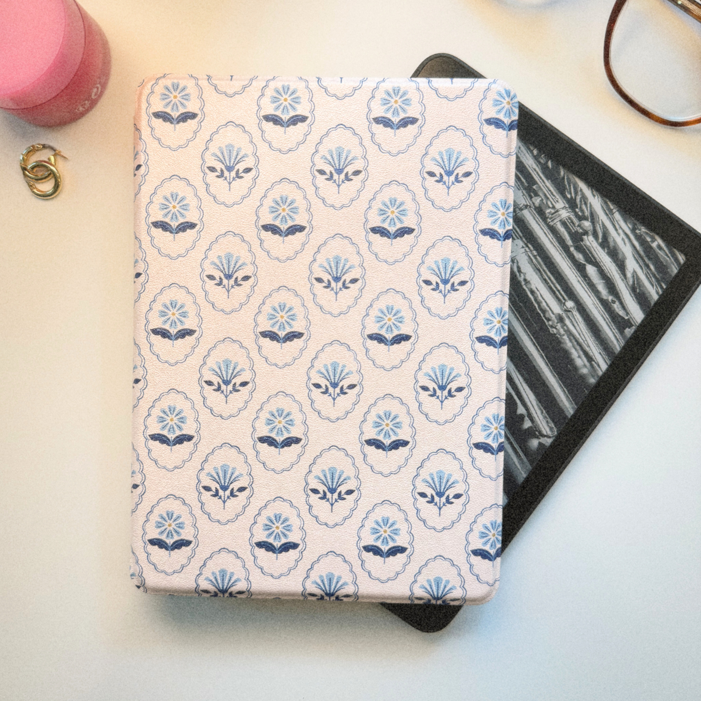 Bloom Service Kindle Case
