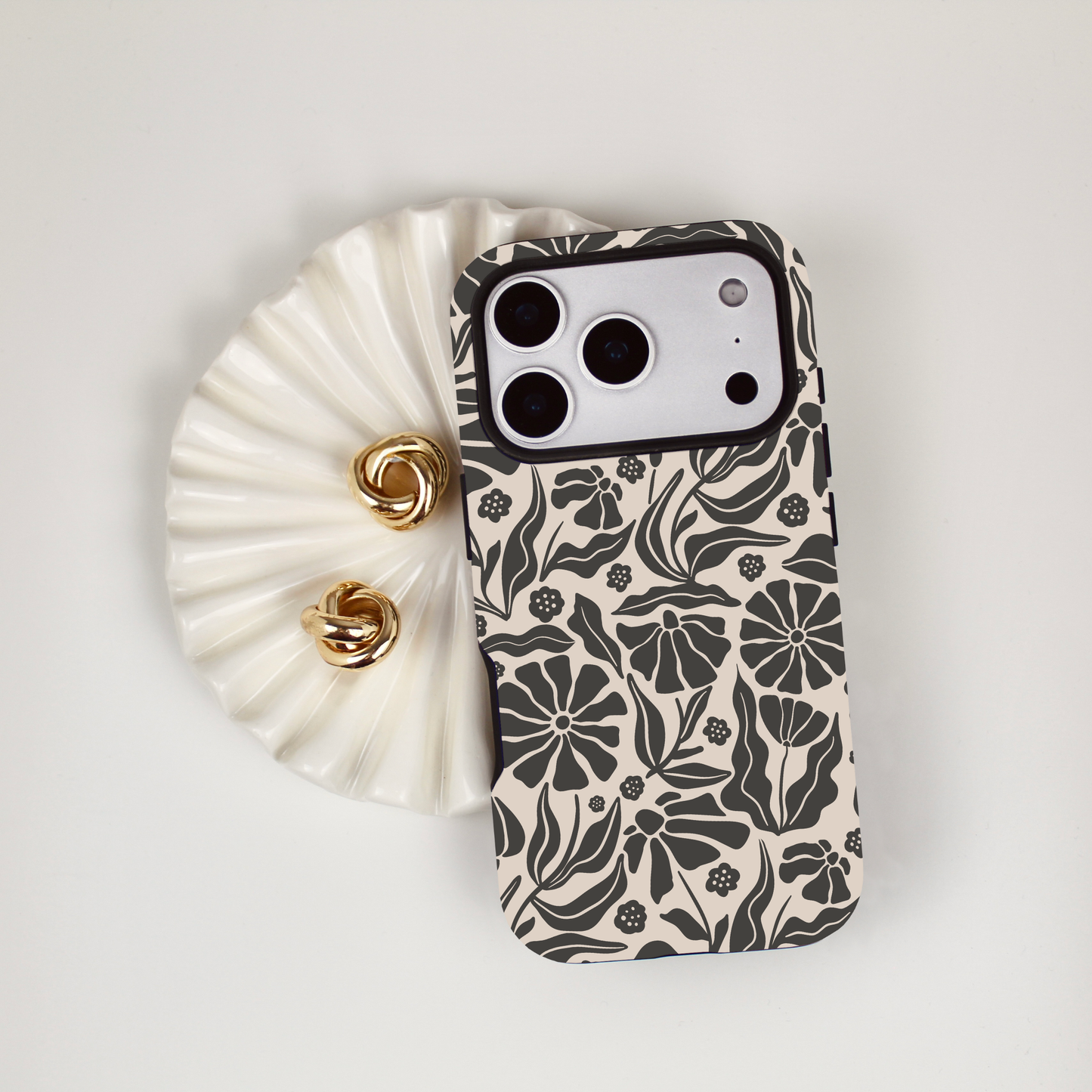 Black Blooms Case
